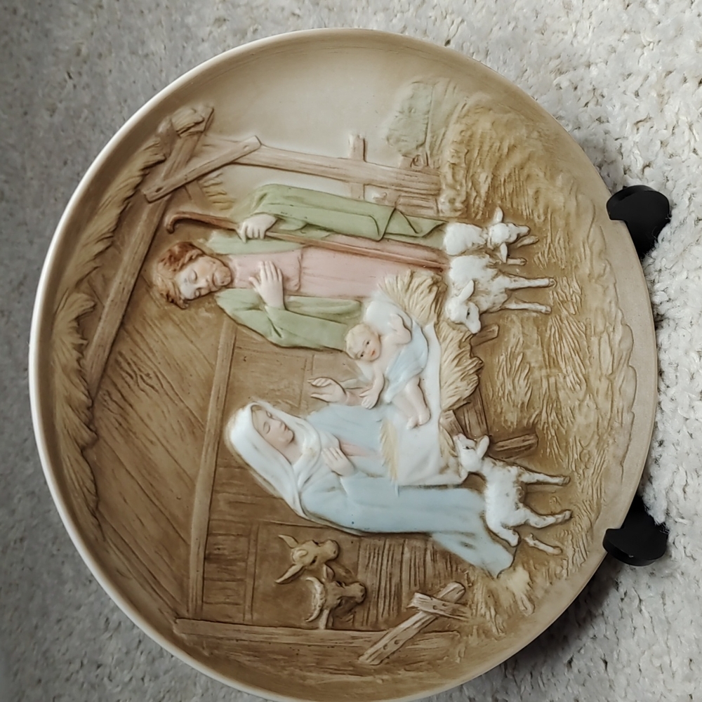 Manger Scene Plate